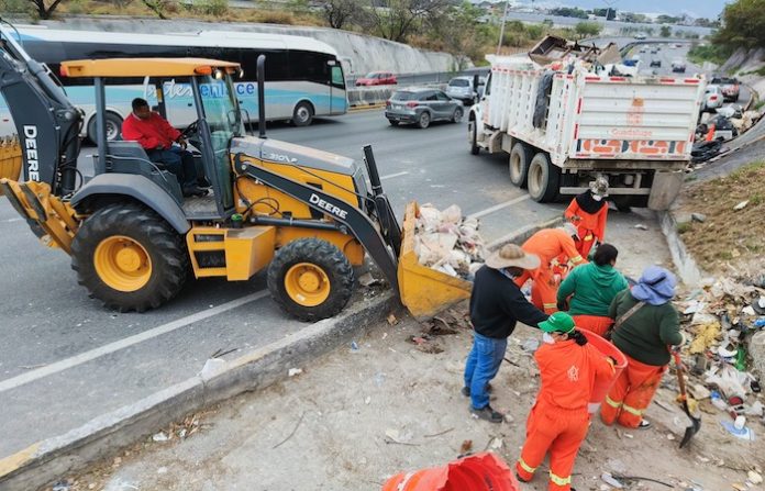 Refuerzan limpieza urbana en Guadalupe con retiro de más de 80 toneladas de residuos
