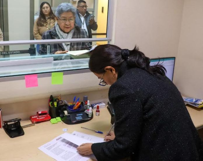 Impulsa Reyna Reyes reformas para proteger a docentes frente a la violencia escolar