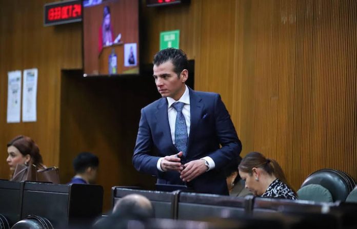 Nuevo León prioriza salud y educación en el Presupuesto 2025: Miguel Á. Flores Serna