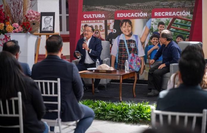 Escobedo avanza en obras con recursos presupuestales e impulsa el desarrollo cultural