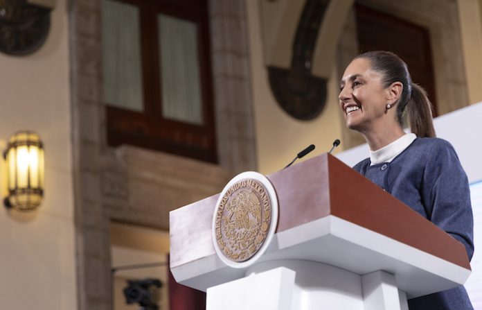 Presidenta de México denuncia estafa mediante videos falsos que utilizan su imagen