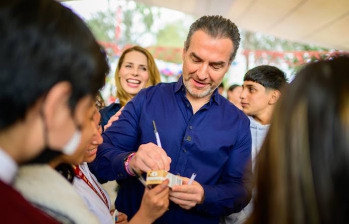 Monterrey acerca programas a la juventud y promueve el cuidado ambiental