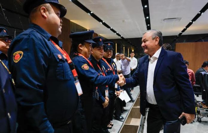 Guadalupe garantizará apoyo mensual a Bomberos