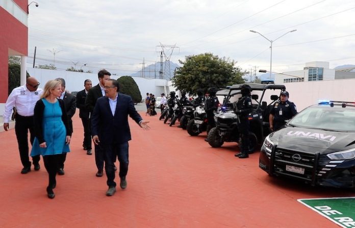 Cónsul General de Estados Unidos visita Escobedo para conocer modelos de seguridad y la 4T Norteña