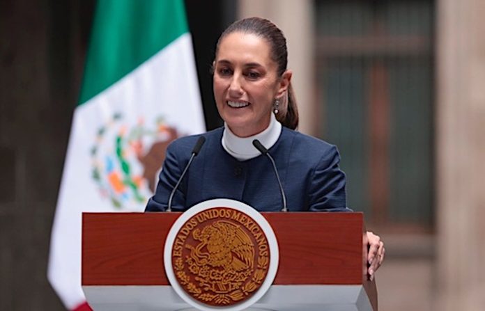 México acuerda con EU pausa por un mes en aranceles y reforzar seguridad fronteriza