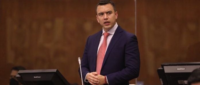 Ecuador anuncia arancel del 27% a productos importados de México