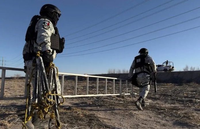 México detuvo 116 personas e incautó 35 armas y drogas en la frontera con EU