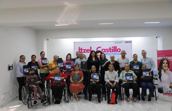 Itzel Castillo entrega testamentos gratuitos para garantizar certeza jurídica en Guadalupe