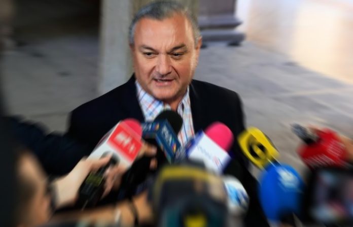 Guadalupe anuncia apoyos económicos para dueños de vehículos contaminantes