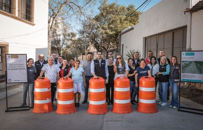 David de la Peña anuncia plan para pavimentar todas las calles de Santiago