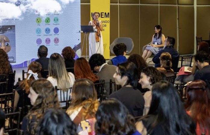 Destacan importancia de la empatía y la atención en procesos educativos