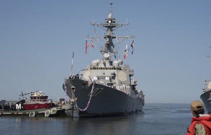 EU envía un destructor a la frontera sur para hacer frente a la migración ilegal