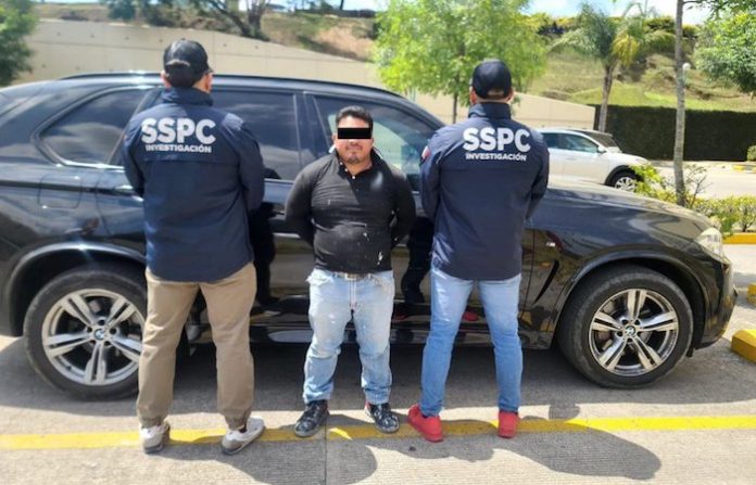 México detiene a uno de los prófugos más buscados por el FBI