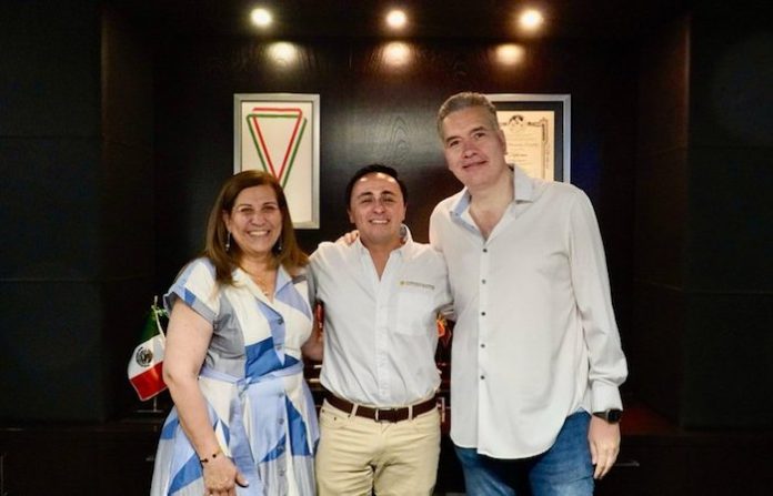 Senadores de NL celebran nombramiento de Jorge Villafranca como director del Centro SICT