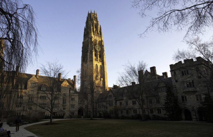 Yale confirma suspensión de fondos gubernamentales para investigación sobre Ucrania