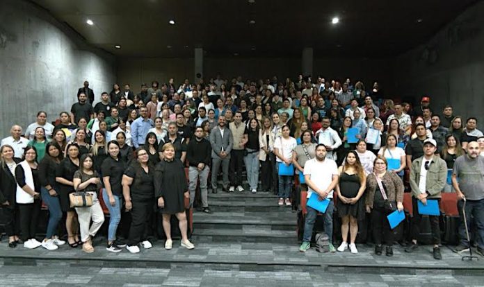 San Pedro Garza García celebra la graduación de 150 adultos que concluyeron su preparatoria