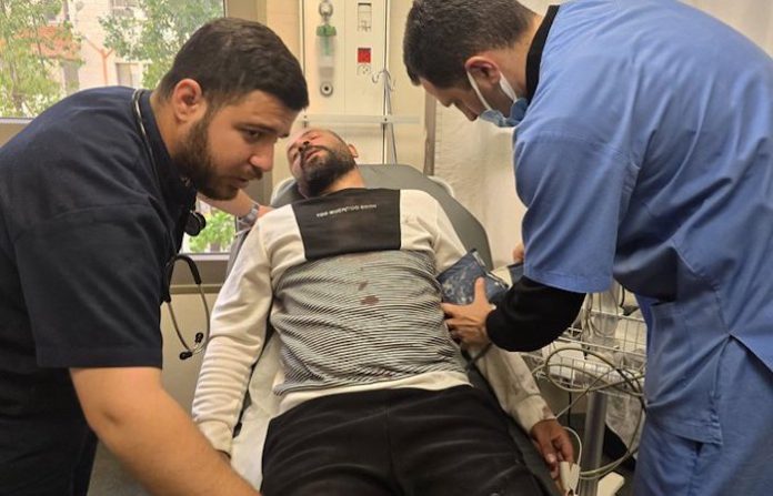 Liberado el palestino ganador del Oscar arrestado en Cisjordania