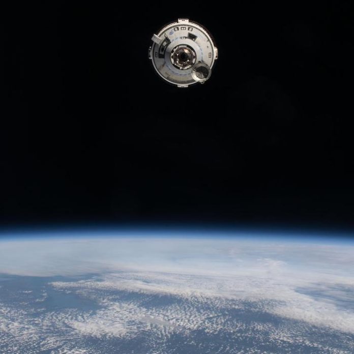 NASA y Boeing realizarán pruebas a nave Starliner para fijar próximo vuelo