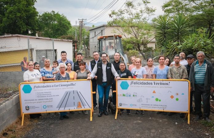 David de la Peña impulsa obras de mejora urbana en Santiago