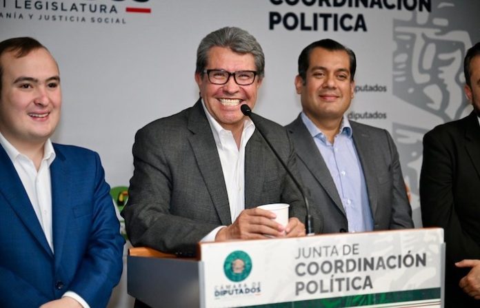 Llama Ricardo Monreal a las y los 253 diputadas y diputados de Morena a la unidad; “la cohesión en el grupo es clave para sacar las reformas”