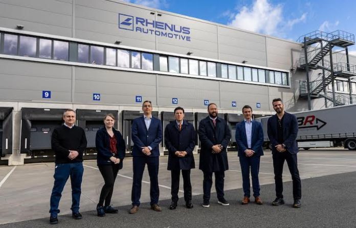 Samuel García promueve a Nuevo León en feria industrial de Hannover