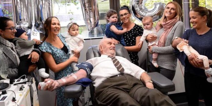 Muere a los 88 años uno de los donantes de sangre más prolíficos del mundo