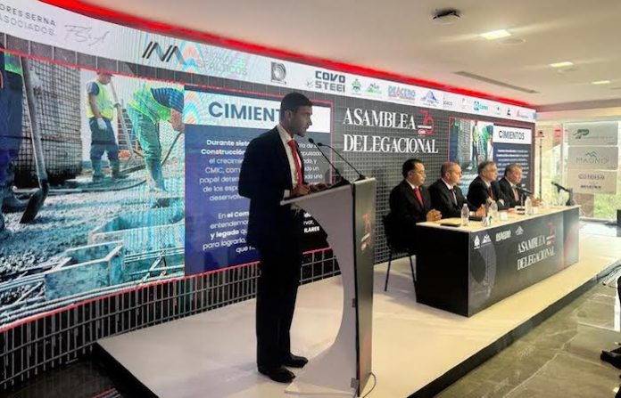 Rodrigo Garza Tijerina asume la presidencia de la CMIC Nuevo León para el periodo 2025-2027