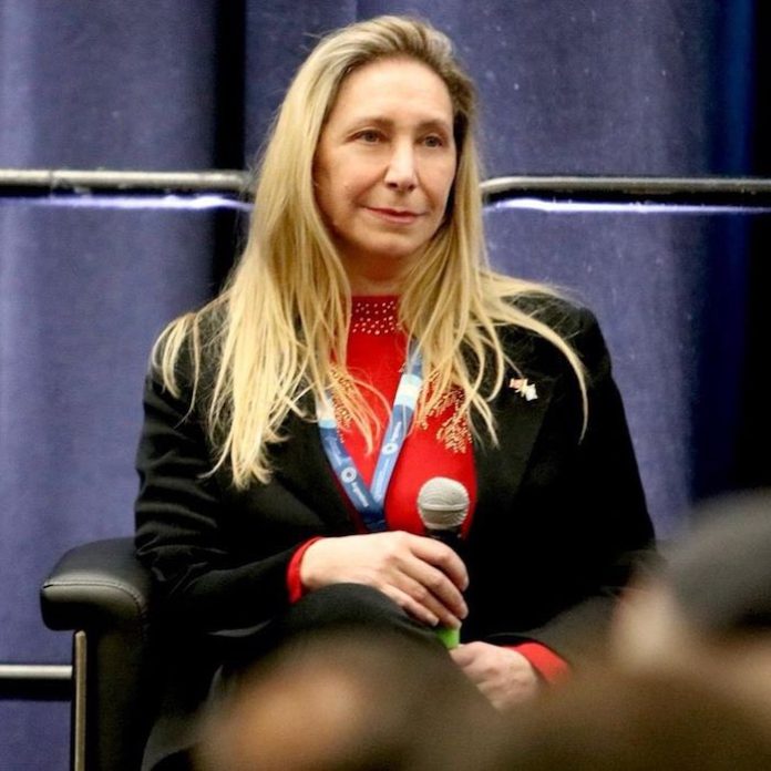 Diputados argentinos denuncian a hermana del presidente Milei por tráfico de influencias