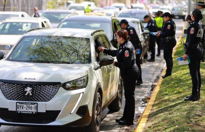 Policía de San Pedro y Guardia Nacional refuerzan medidas de seguridad con recomendaciones a automovilistas