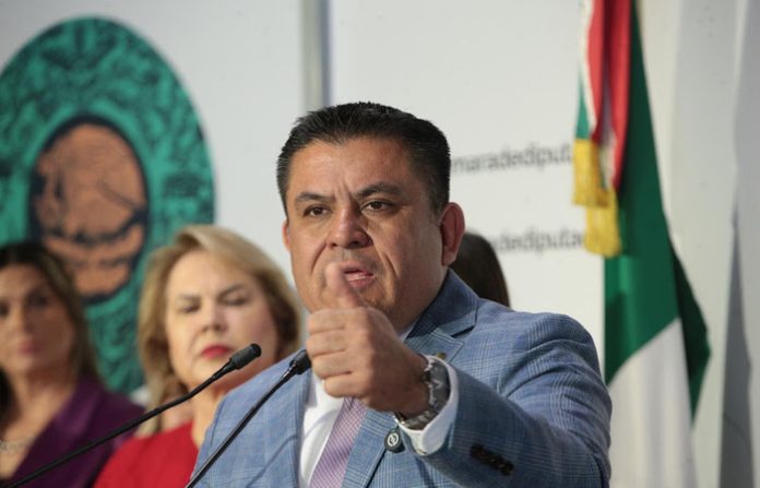 Diputado del PRI propone “Ley Mya” para castigar con prisión a adolescentes que intenten cometer feminicidio