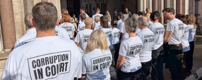 Conmutadas las sentencias récord a ecoactivistas de Just Stop Oil por acción en Londres