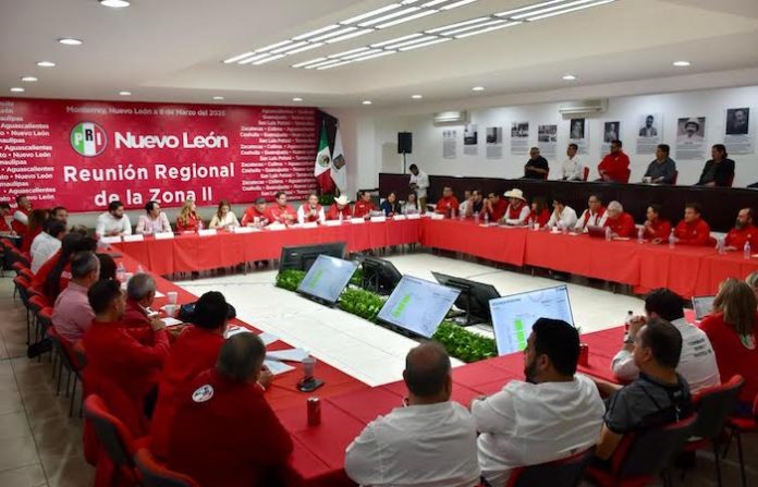 Dirigencia nacional del PRI refuerza estrategias en reunión con líderes estatales