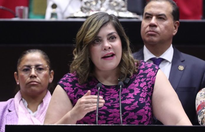 Buscan tipificar como delito el uso de IA para crear contenido íntimo sin consentimiento