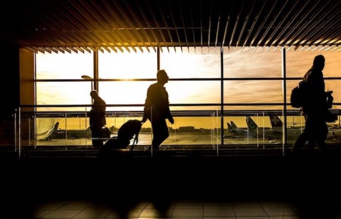 Huelga no anunciada provoca el cierre del aeropuerto de Hamburgo en Alemania