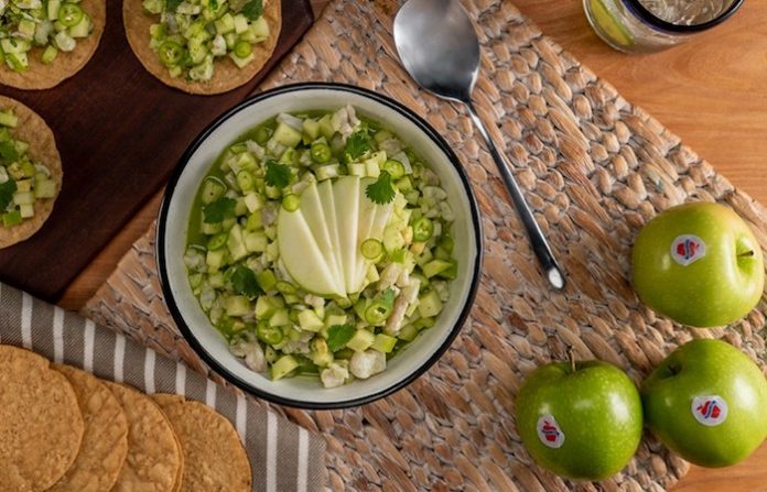 Deléitate con un refrescante Ceviche de Manzana para esta Cuaresma
