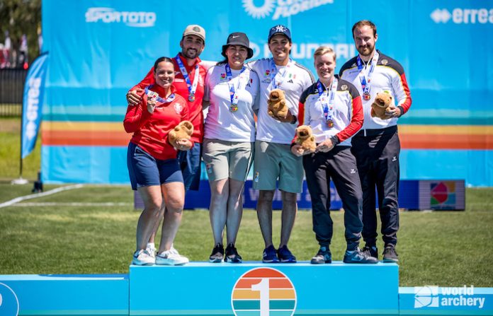 México brilla con oro en el Serial de Copas de Tiro con Arco