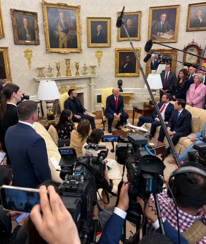 Bukele descarta liberar y devolver a EU a migrante salvadoreño deportado por error