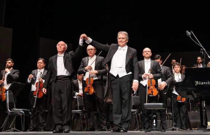 Beethoven en pantalla: Osorio y la Sinfónica de la UANL llevan los cinco conciertos a los hogares de NL