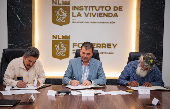 Después de años de incertidumbre, reactivan escrituras en Los Manantiales, Pesquería