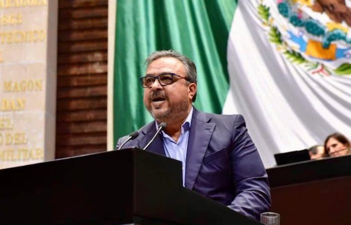 Víctor Pérez rechaza reforma a Ley de Obras por riesgo de opacidad y concentración de poder