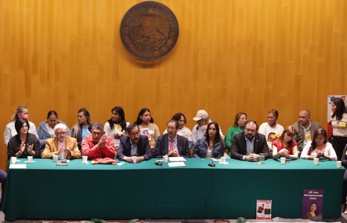 Voces de dolor y exigencia: Familiares de desaparecidos claman por justicia en San Lázaro