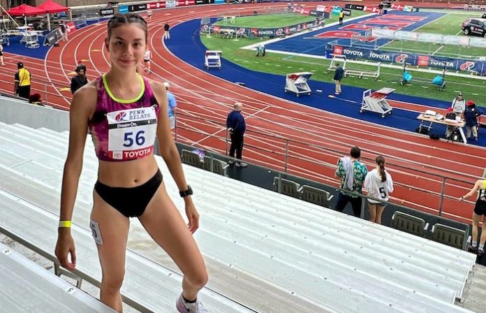 Alegna González bate propio récord nacional en primera competencia del año
