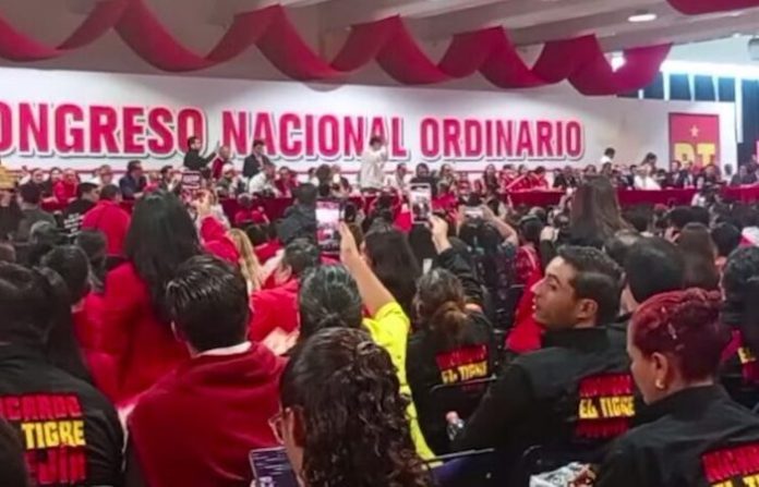 Video: Escándalo en el PT: Noroña abandona congreso entre gritos y rechazo de militantes