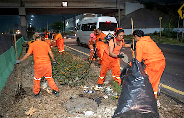 Con FIDEURB al frente, gobierno de NL renueva imagen en vialidad aeroportuaria