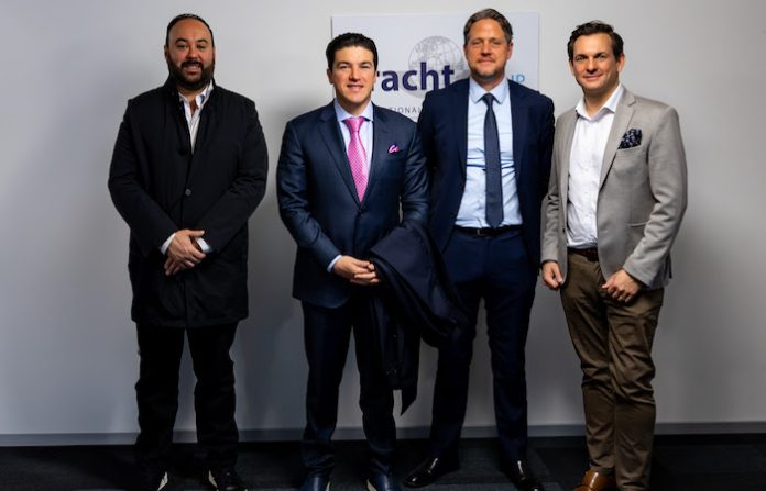 Gobernador de NL anuncia inversión millonaria de FlixBus durante gira europea