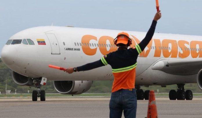 Arriba a Venezuela vuelo con 174 migrantes deportados desde EU