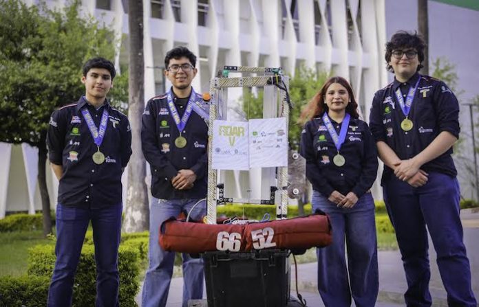 Tigres de la UANL rugen fuerte: rumbo al mundial de robótica en Houston