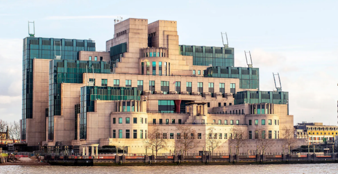 Una mujer dirigirá por primera vez la agencia británica de inteligencia MI6