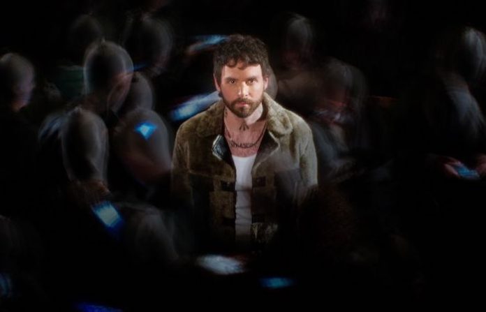 “Volcán”: El renacer íntimo y potente de Reyno