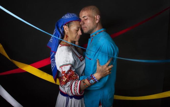 Enamórate de la obra “Nacahue: Ramón y Hortensia”, una readaptación indígena de “Romeo y Julieta”